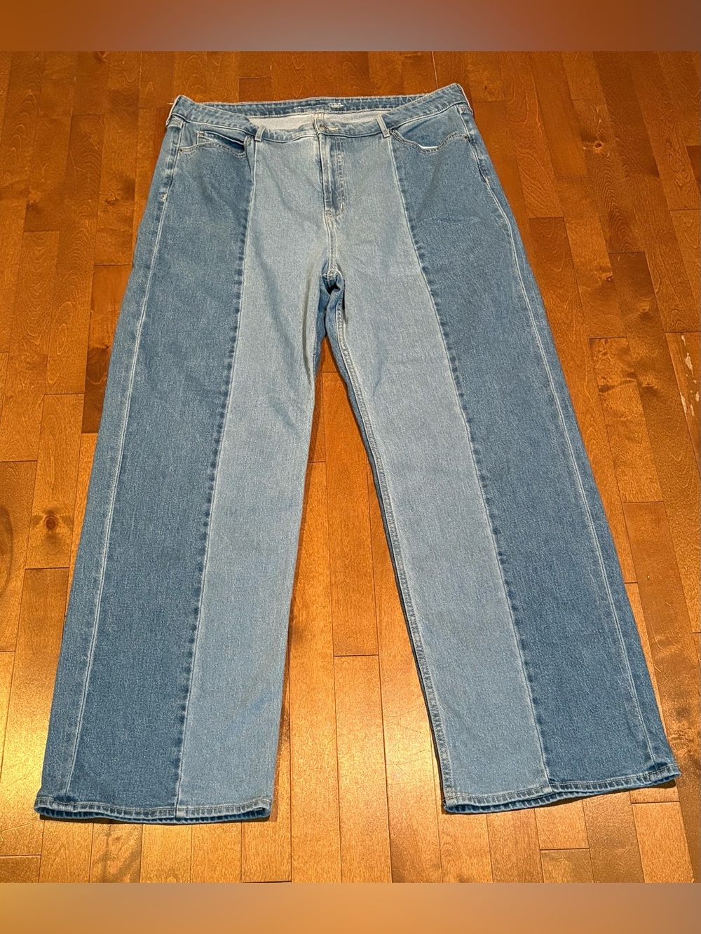 Old Navy Extra High-Rise Sky-Hi Wide Leg Two-Tone Colorblock Jeans Size 18 Tall
